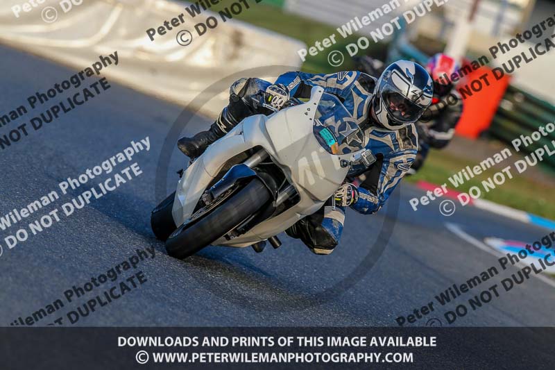 PJM Wedding Photography;enduro digital images;event digital images;eventdigitalimages;mallory park;mallory park photographs;mallory park trackday;mallory park trackday photographs;no limits trackdays;peter wileman photography;racing digital images;trackday digital images;trackday photos